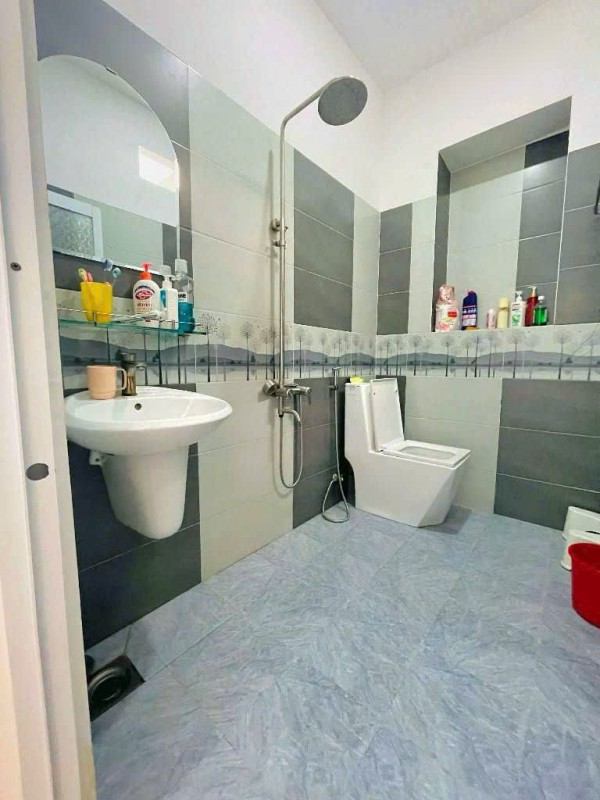 Bán nhà đường Tô Hiệu, Tân Phú - 2 tầng - 4x17m - nở hậu nhẹ tài lộc - 7.1 tỷ(tl)