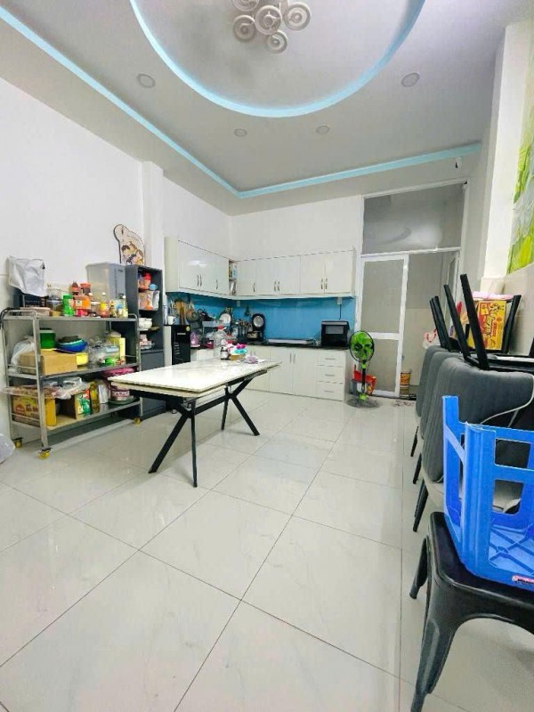 Bán nhà đường Tô Hiệu, Tân Phú - 2 tầng - 4x17m - nở hậu nhẹ tài lộc - 7.1 tỷ(tl)
