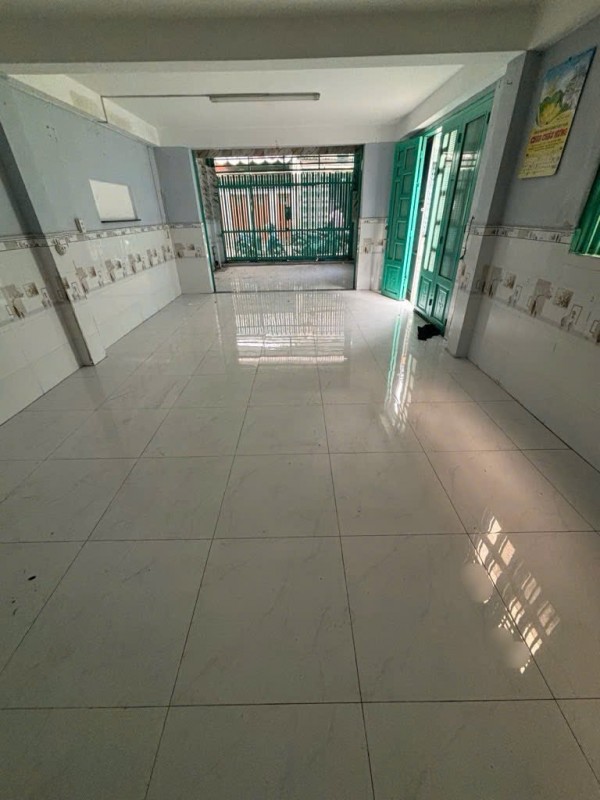 Nhà lô góc 2 mặt tiền Lê Văn Quới, Bình Tân - 3 tầng - 4.2x14m - đường 8m - 6.2 tỷ(tl)