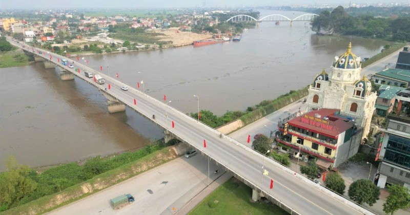 ĐẤT  ĐẸP- GIÁ TỐT BÁN NHANH LÔ ĐẤT TIỀM NĂNG ĐẦU TƯ SINH LỜI đường qlo 10, hướng giáp TP. Ninh Bình