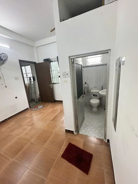 CHÍNH CHỦ CHO THUÊ PHÒNG TÂN QUY , QUẬN 7 VÀO Ở LIỀN