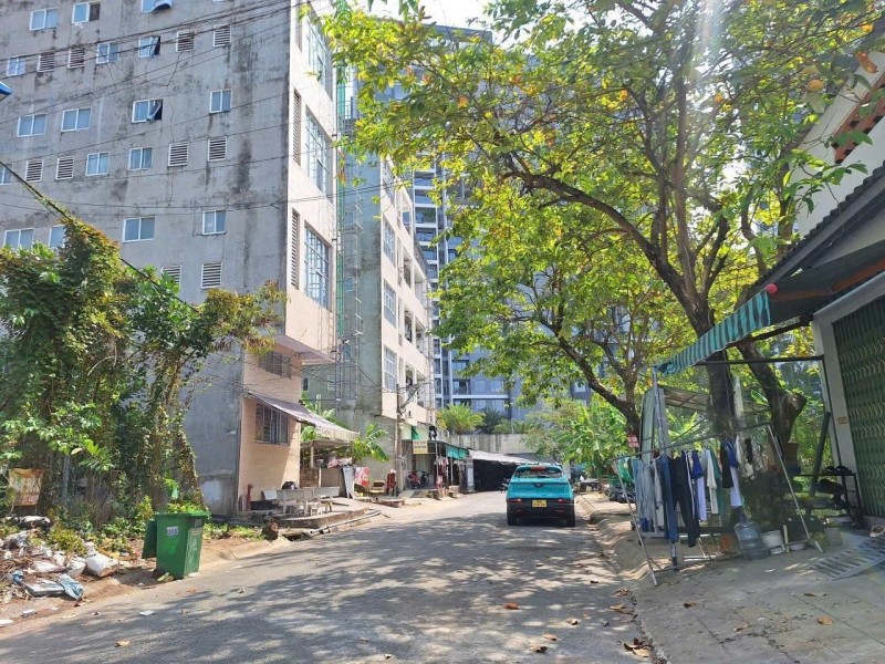 Đất Làng Đại Học, xây tự do 7 tầng,10x20m, 18.3 tỷ