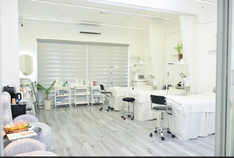 VISTEB hiện có 1 tầng lầu 3 cần share lại cho đối tác phù hợp trong lĩnh vực làm đẹp - chăm sóc da