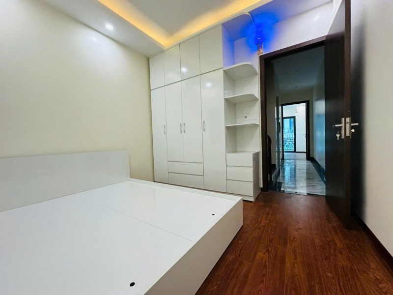 BÁN NHÀ PHÚ DIỄN – 7 TẦNG THANG MÁY – Ô TÔ ĐỖ CỬA - VÀO Ở NGAY - CHỈ 11 TỶ