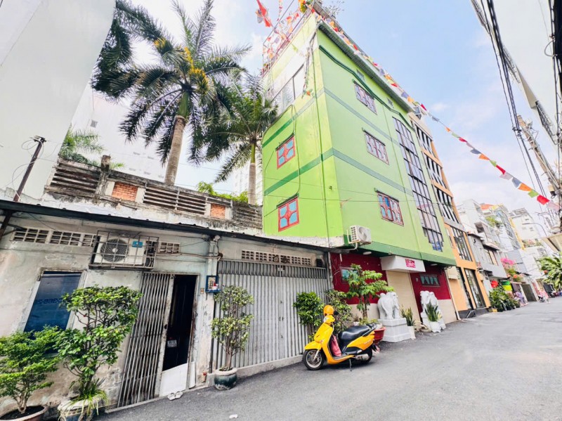 CHÍNH CHỦ 1 ĐỜI BÁN NHÀ MẶT TIỀN XE HƠI ĐẬU CỬA NGÀY ĐÊM Đ.NGUYẼN BỈNH KHIÊM, QUẬN1- NGANG LỚN