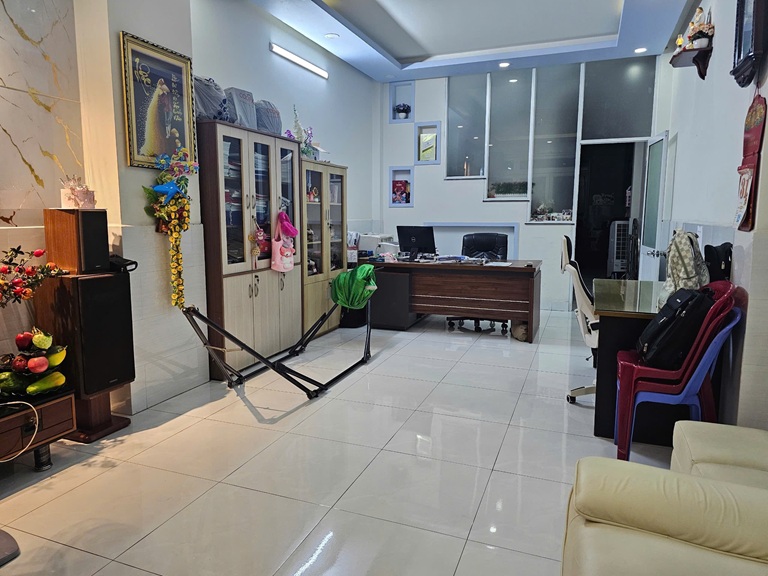 NHÀ PHỐ VEN SÔNG – KDC PHÚ LỢI QUẬN 8 – 4x24m – GIÁ 7,9 TỶ