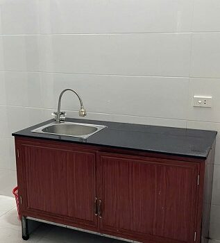 Cho thuê phòng ở Tầng 2 và tầng 3. Gần ngã 4 Nguyễn Trãi- Khuất Duy Tiến Thanh Xuân.