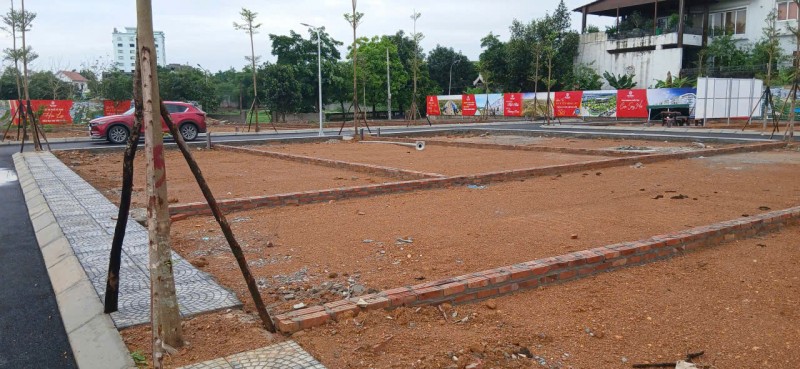 CẦN BÁN NHANH LÔ ĐẤT ĐẸP HOÀ LẠC – 100M² FULL THỔ CƯ