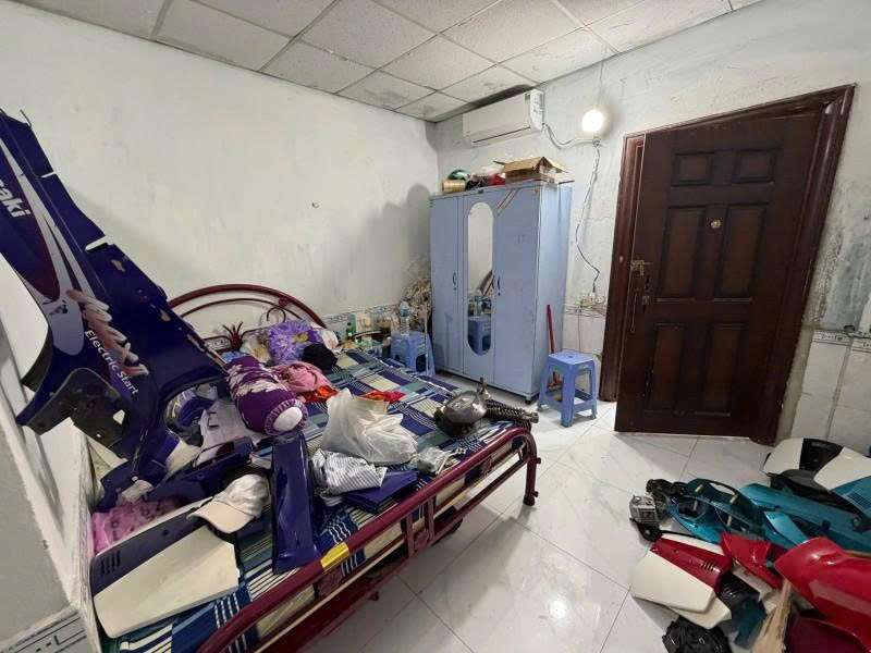 Bán nhà  hẻm 4m Nguyễn Văn Quá - gần Trường Chinh, 7,3x18m, Cấp 4 - 1 đời chủ, 5,4 Tỷ.