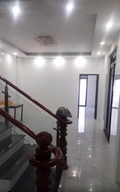 Cho thuê nhà mặt tiền Trần Anh Tông phường 8 Đà Lạt 14 triệu/tháng