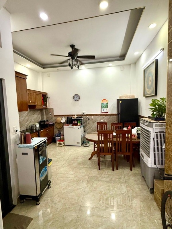 NHÀ BÌNH LỢI - 83M2 - 2 TẦNG - MẶT TIỀN HỤT - XE HƠI VÀO NHÀ - NGANG HƠN 6M - 12.X TỶ