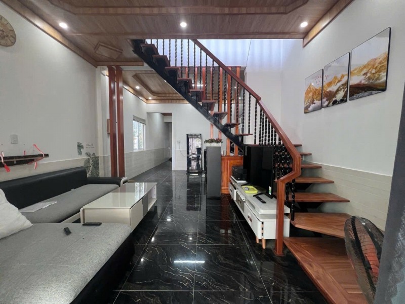 Cho thuê nhà Full nội thất 3/4 phường 3 Đà Lạt 9 triệu/tháng