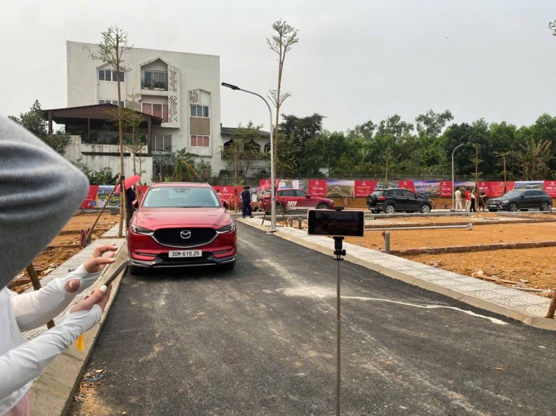 Bán đất thổ cư sổ đỏ 100m2, mặt tiền 7m, đường 21 Quốc Oai, Hà Nội. Giá 3.5 tỷ. LH 0382394677