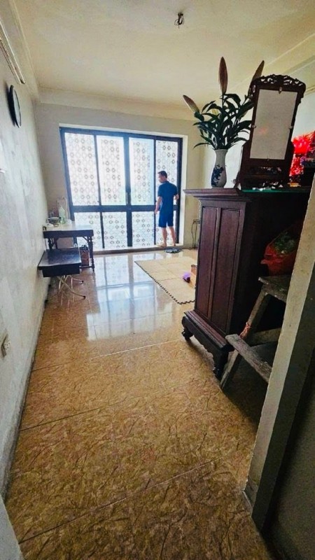 Bán nhà Đẹp Việt Hưng- Dân Xây- Phân Lô TĐC- Vỉa hè Oto tránh 65m 5 tầng nhỉnh 15 tỷ