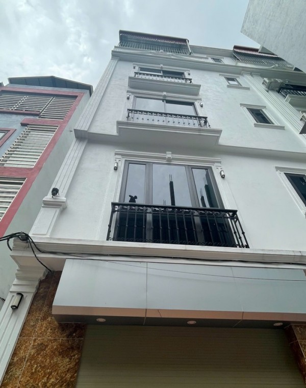 Bán nhà Thanh Bình - Lô góc - Ô tô tránh - Vỉa hè - Ngõ thông - Ở sướng - KD đỉnh - Chỉ 7.85 tỷ