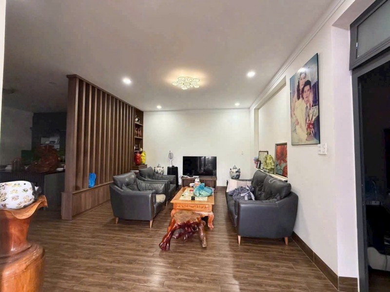 BÁN BIỆT THỰ 300m2 LÔ 90 LIÊN NGHĨA, ĐỨC TRỌNG .LÂM ĐỒNG Hàng hiếm trung tâm – vị trí VIP đáng sống