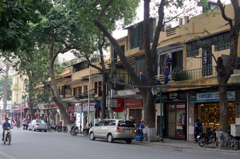 Chinh chủ cho thuê tầng 1 nhà mặt tiền Hàng Khay,vị trí đẹp,ưu tiên cho thuê làm văn phòng