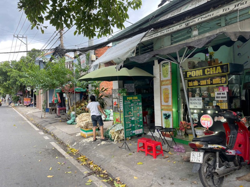 Thủ Đức ! SANG RẺ 49 tr , QUÁN TRÀ SỮA GẦN 2 TRƯỜNG HỌC , MB THUÊ CHỈ 4 tr / tháng , Có 1 gác ở và