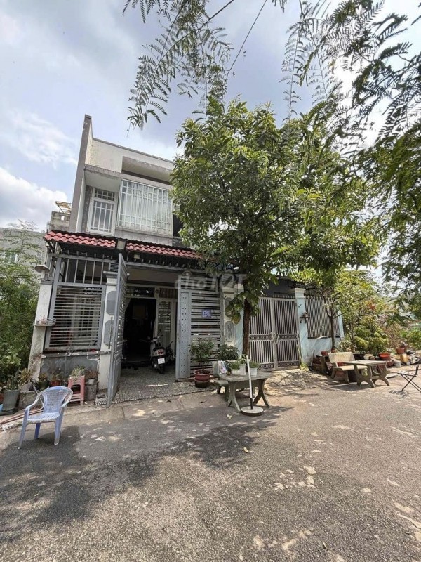 NHÀ  ĐẸP – GIÁ TỐT  – CHÍNH CHỦ CẦN BÁN GẤP NHÀ Tại Xã Xuân Thới Sơn, Huyện Hóc Môn cũ, HCM