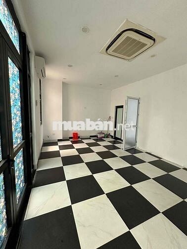 CHO THUÊ TẦNG 1 SHOPHOUSE VINHOMES GARDENIA GIÁ 19 TRIỆU/ THÁNG – MẶT VƯỜN HOA, KINH DOANH CỰC
