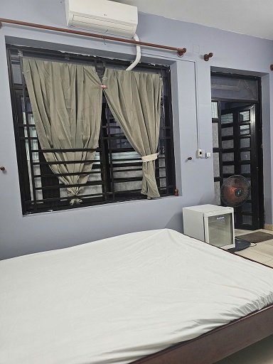 Cho thuê phòng khép kín, ban công rộng rãi thoáng mát