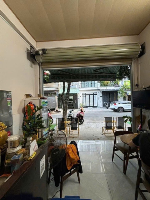 Sang nhượng quán Cafe Mặt tiền hẻm Bác Ái, Tân Phú.