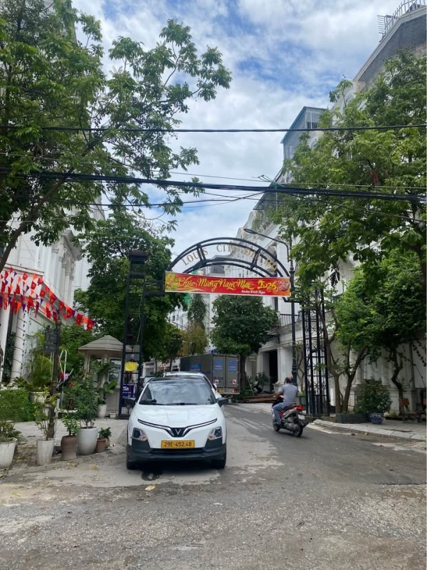 BÁN NHÀ DẠI MỖ HÀNG XÓM LUOSCITY ĐẠI MỖ 2 MẠT NGÕ Ô TÔ