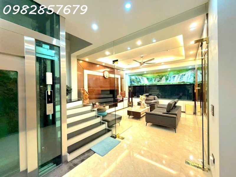 BÁN BIỆT THỰ RẺ NHẤT HÀ NỘI, RẺ NHẤT HÀ ĐÔNG DT 216M2 NHÀ HOÀN THIỆN CÓ THANG MÁY GIÁ 37 TỶ