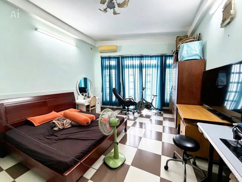 Bán nhà Mặt tiền Phạm Văn Chiêu - đối diện Chợ Thạch Đà, 4,4x28m, 4 Tầng - 5PN, 15,9 Tỷ.