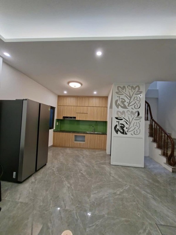 HIẾM BÁN - ĐỨC GIANG - LONG BIÊN - NHÀ DÂN XÂY CHẮC CHẮN - DIỆN TÍCH RỘNG THOÁNG - 58M - NHỈNH 7 TỶ