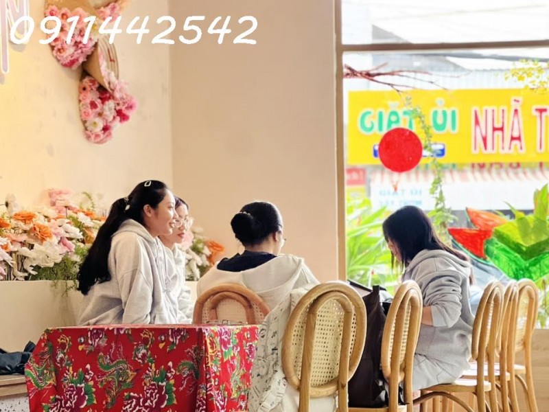 SANG QUÁN CAFE KẾT HỢP WORKSHOP HANMADE NGÃ TƯ SUNG SƯỚNG CÀ MAU