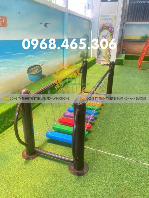 Bộ vận động thăng bằng mầm non, cầu thăng bằng giao động trẻ em