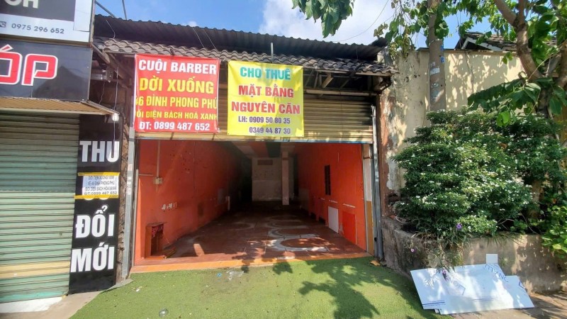 CHO THUÊ MB TRỐNG GIÁ CHỈ : 13,9 tr ! MT đường lớn kinh doanh gần ngã ba sầm uất, Tel : 0909508035