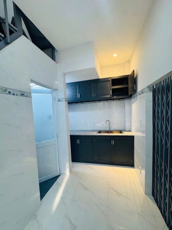 NHÀ MỚI GIÁ TỐT- HẺM XE HƠI - BÌNH TIÊN - QUẬN 6-CHỈ HƠN 3 TỶ - GIÁP QUẬN 5