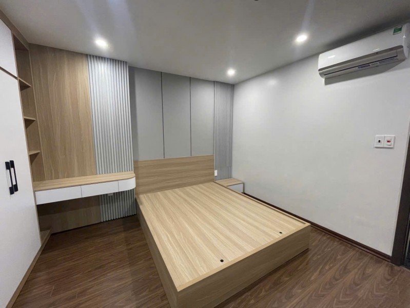 Siêu phẩm nhà đẹp 5 tầng Nguyễn Côg Trứ thang máy ô tô ngủ trong nhà
