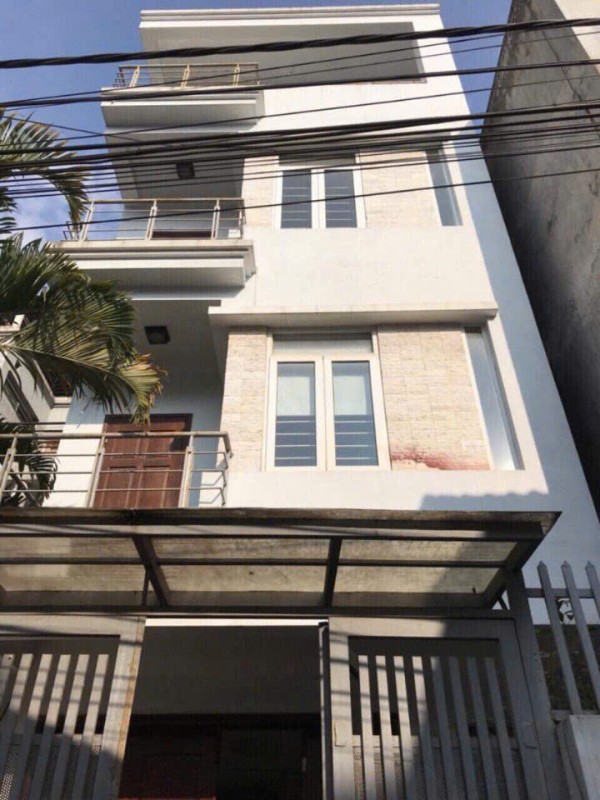 Cho thuê phòng tầng 4 nhà riêng tại Long Biên, Hà Nội hơn 2tr/ tháng