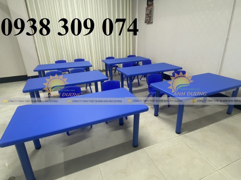 Bàn nhựa hình chữ nhật mầm non,bàn nhựa mầm non gập chân