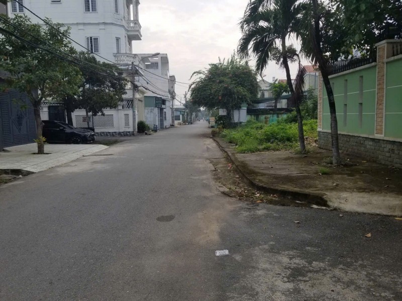 BIỆT THỰ MẶT TIỀN TL49 – THẠNH LỘC Q12 – 571M² THỔ CƯ – GIÁ 36 TỶ
