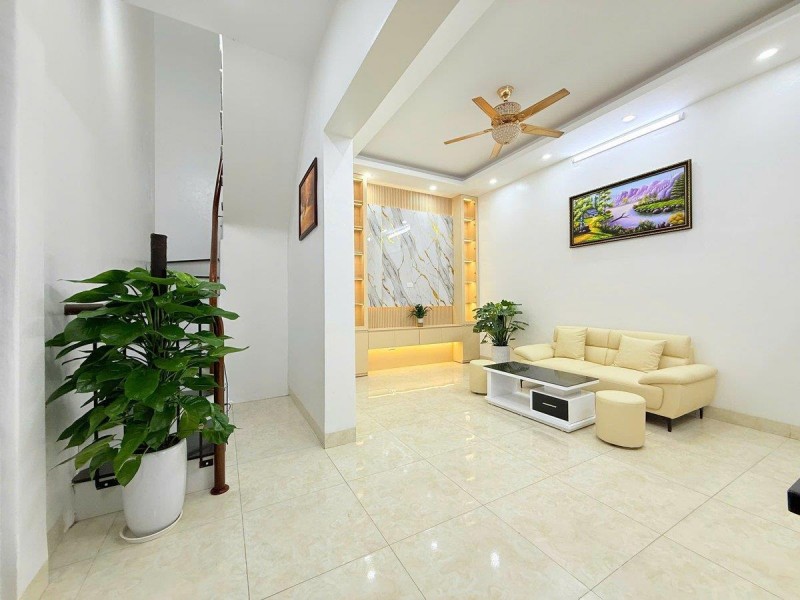 CHỈ 1 CĂN DUY NHẤT 33M – KHÔNG CÓ CĂN THỨ 2 TRONG TẦM GIÁ GẦN 7 TỶ NHÀ ĐẸP Ở LUÔN- THOÁNG MÁT TRUNG