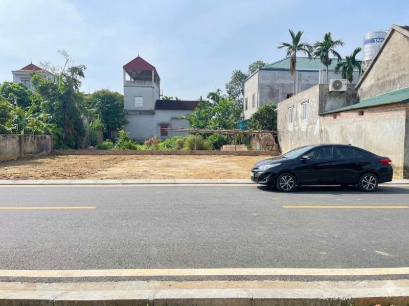 Bán lô đẹp Sơn Đông gần QL21, ĐH FPT đường thông 2 ôtô mua đầu tư, xây ở, KD nhỉnh 3ty 72m