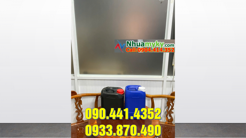 Can tròn 1 lít đựng vi sinh, can nhựa 2 lít vuông đựng phân bón 