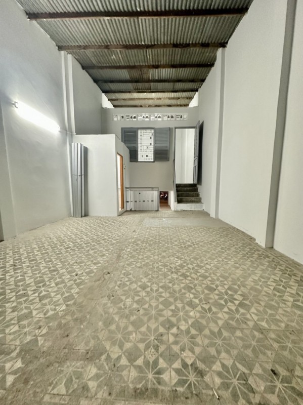 Bán nhà Mặt tiền Nguyễn Kiệm, gần Phan Đăng Lưu, 4,1x24m, 2 tầng cũ, 1 đời chủ, 15,9 tỷ.