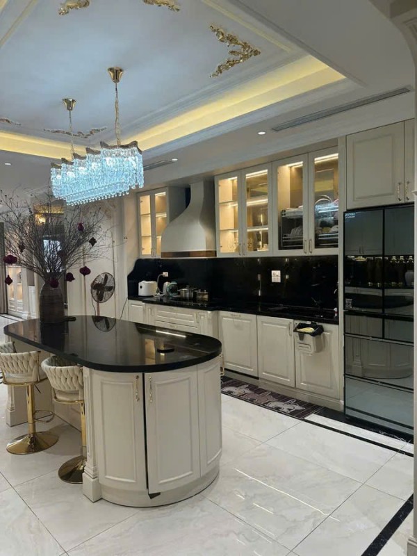 Nhà đẹp trung tâm P.Bồ Đề 45M,vỉa hè,ô tô tránh,lô góc,7 tầng thang máy,KD đỉnh.Hơn 18 tỷ