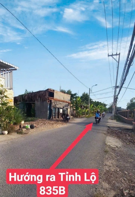 CẦN BÁN 137M2 5X27 ĐẤT THỔ CƯ MT ĐƯỜNG NHỰA