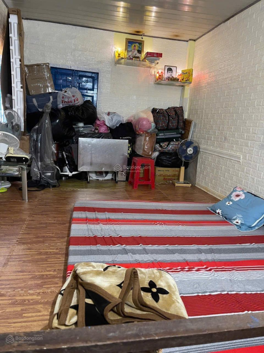 Bán nhà hẻm Nguyễn Hữu Huân giá rẻ