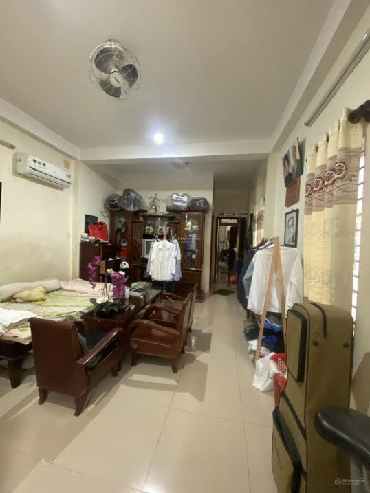 Bán nhà riêng SD 240m² hẻm 137 Lê Văn Sỹ PN