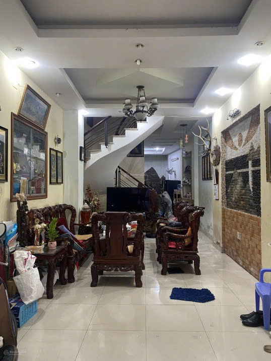 Bán nhà riêng SD 240m² hẻm 137 Lê Văn Sỹ PN