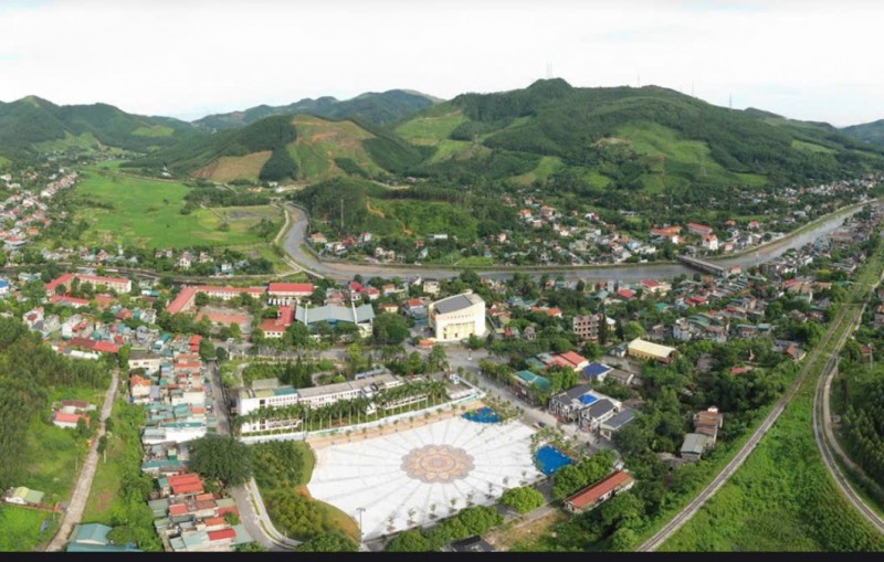 Đất Đẹp - Giá Tốt Bán Nhanh 3600m2 Đất Tại Phường Vàng Danh, Uông  Bí Quảng Ninh