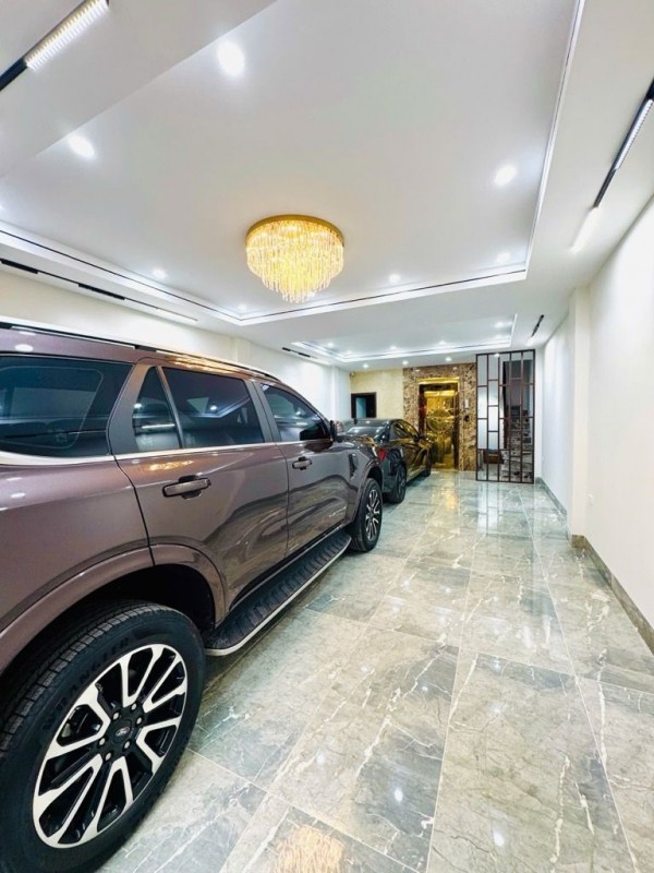 BÁN NHÀ CỔ LINH 80M2- 7 TẦNG THANG MÁY- GARA 2 Ô TÔ-  CẠNH AEON MALL- 20.X TỶ
