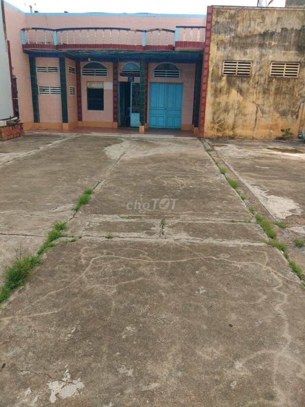 Cho Thuê Mặt Bằng Kinh Doanh Trung Tâm Thị Xã Ayun Pa – Diện Tích 333m²